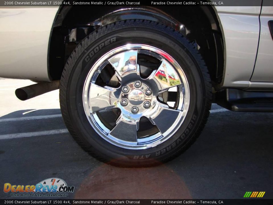 2006 Chevrolet Suburban LT 1500 4x4 Sandstone Metallic / Gray/Dark Charcoal Photo #14