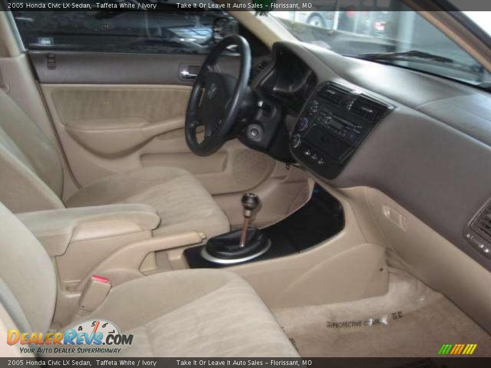 2005 Honda Civic LX Sedan Taffeta White / Ivory Photo #8