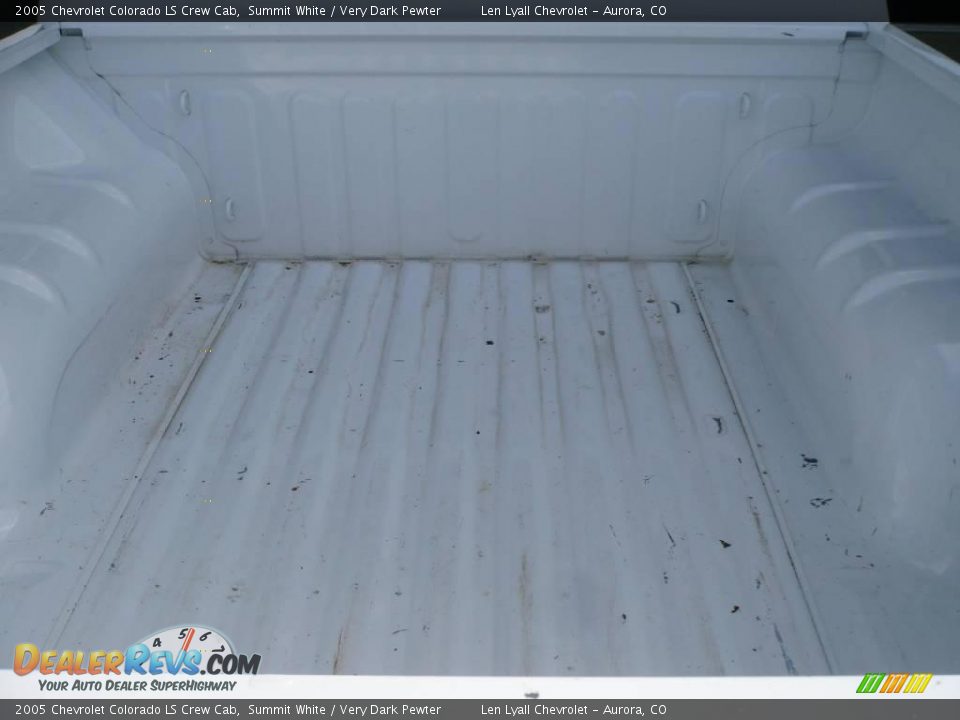 2005 Chevrolet Colorado LS Crew Cab Summit White / Very Dark Pewter Photo #11