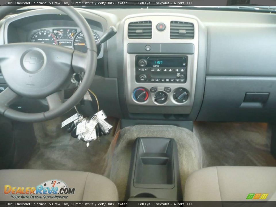 2005 Chevrolet Colorado LS Crew Cab Summit White / Very Dark Pewter Photo #15