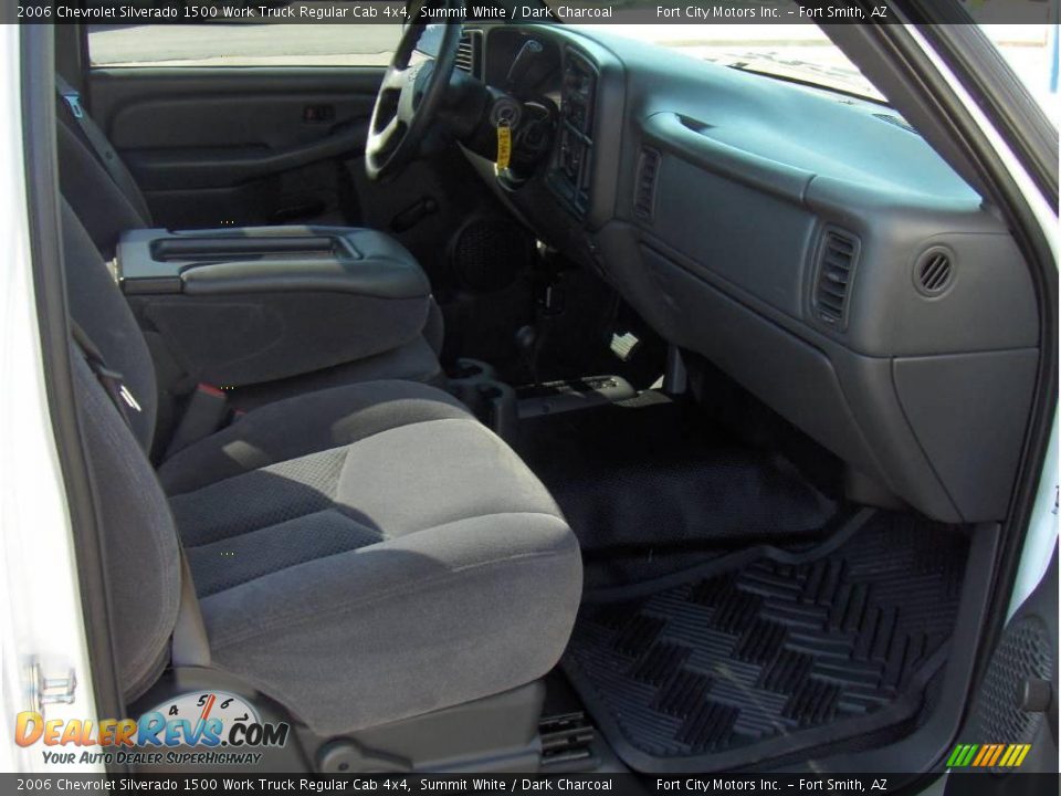 2006 Chevrolet Silverado 1500 Work Truck Regular Cab 4x4 Summit White / Dark Charcoal Photo #6