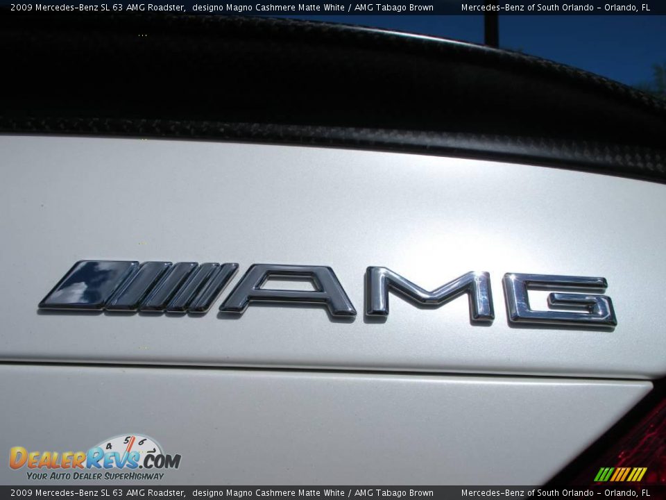 2009 Mercedes-Benz SL 63 AMG Roadster designo Magno Cashmere Matte White / AMG Tabago Brown Photo #9