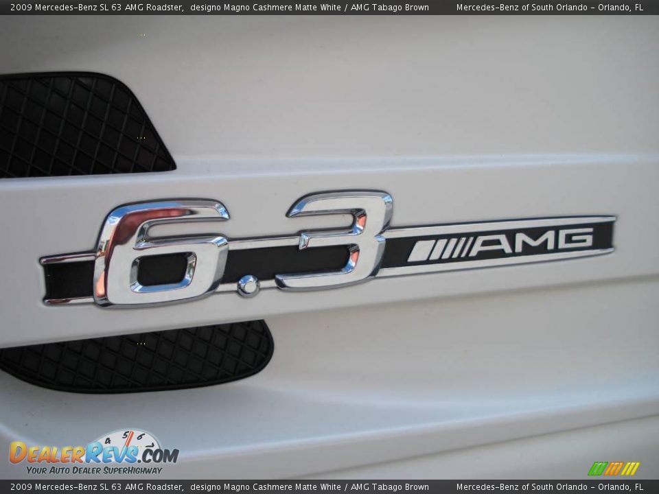 2009 Mercedes-Benz SL 63 AMG Roadster designo Magno Cashmere Matte White / AMG Tabago Brown Photo #10