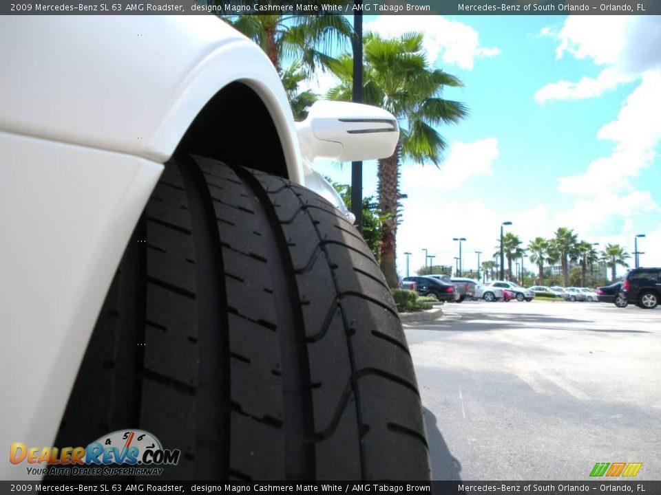 2009 Mercedes-Benz SL 63 AMG Roadster designo Magno Cashmere Matte White / AMG Tabago Brown Photo #11