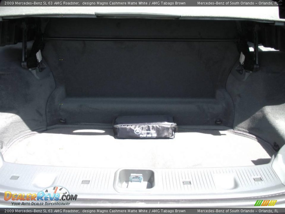 2009 Mercedes-Benz SL 63 AMG Roadster designo Magno Cashmere Matte White / AMG Tabago Brown Photo #23