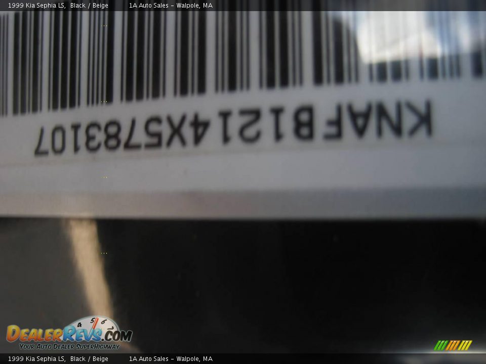 1999 Kia Sephia LS Black / Beige Photo #6