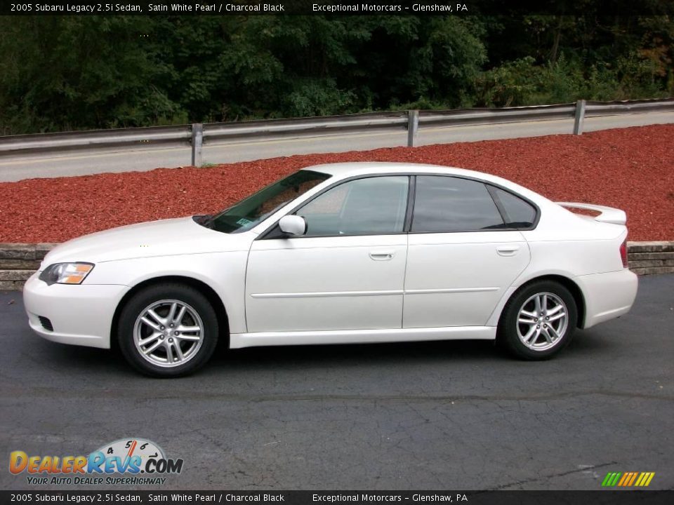 2005 Subaru Legacy 2.5i Sedan Satin White Pearl / Charcoal Black Photo #2