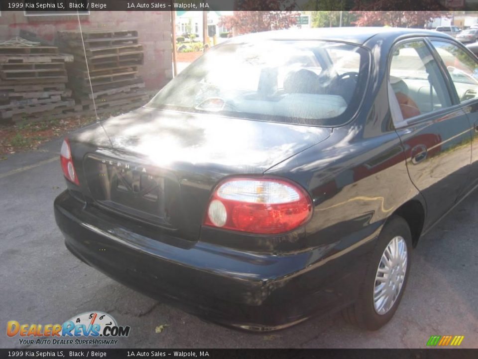 1999 Kia Sephia LS Black / Beige Photo #13