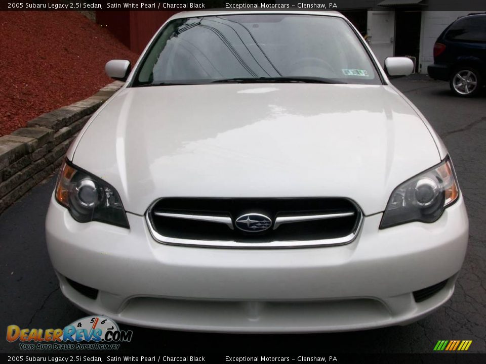 2005 Subaru Legacy 2.5i Sedan Satin White Pearl / Charcoal Black Photo #10