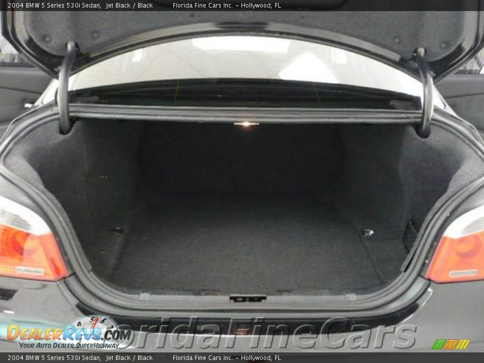 2004 BMW 5 Series 530i Sedan Jet Black / Black Photo #10