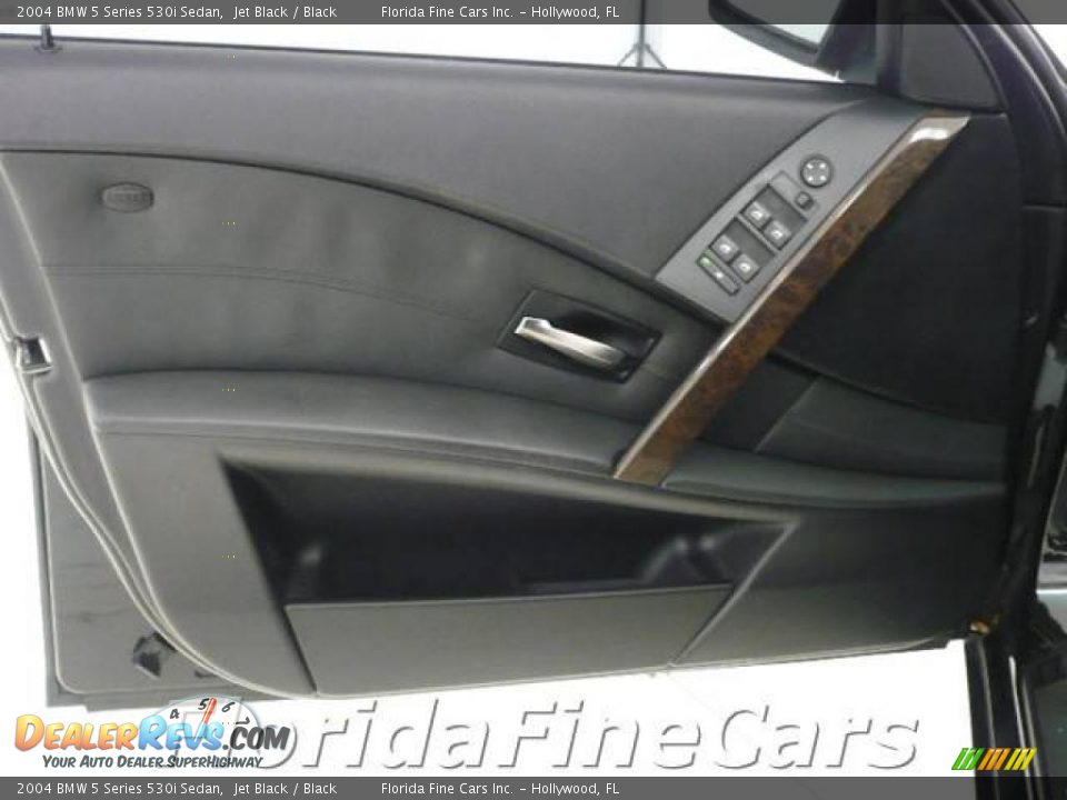 2004 BMW 5 Series 530i Sedan Jet Black / Black Photo #11