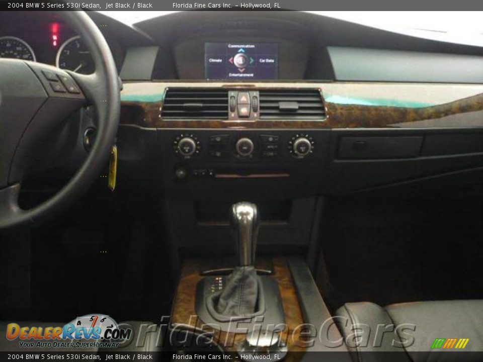2004 BMW 5 Series 530i Sedan Jet Black / Black Photo #18