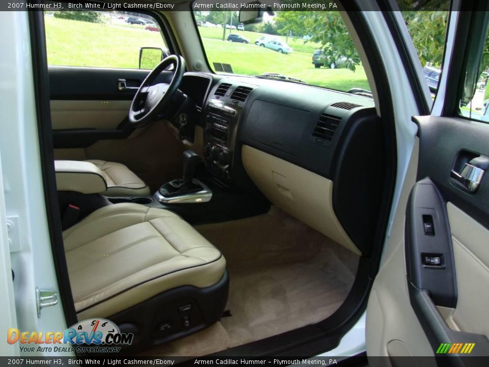 2007 Hummer H3 Birch White / Light Cashmere/Ebony Photo #18