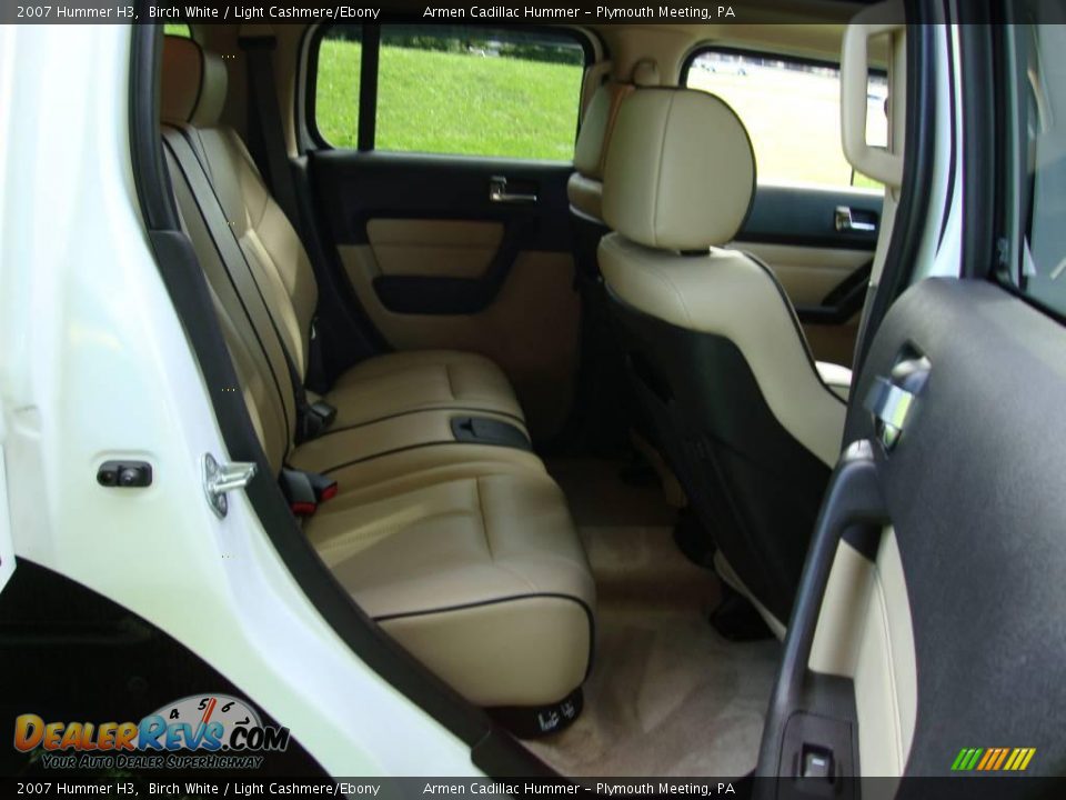 2007 Hummer H3 Birch White / Light Cashmere/Ebony Photo #22