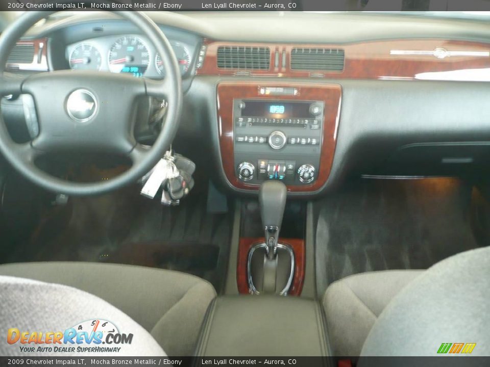 2009 Chevrolet Impala LT Mocha Bronze Metallic / Ebony Photo #15