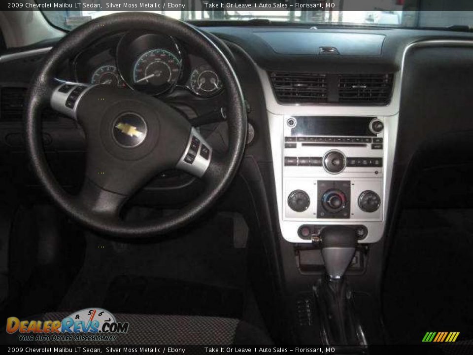 2009 Chevrolet Malibu LT Sedan Silver Moss Metallic / Ebony Photo #3