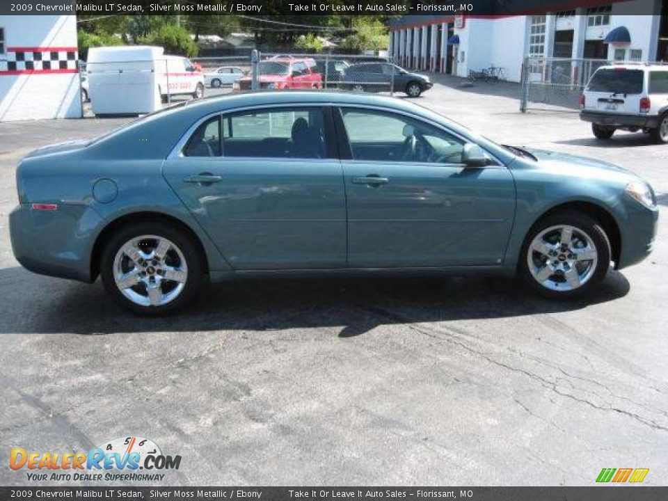 2009 Chevrolet Malibu LT Sedan Silver Moss Metallic / Ebony Photo #11