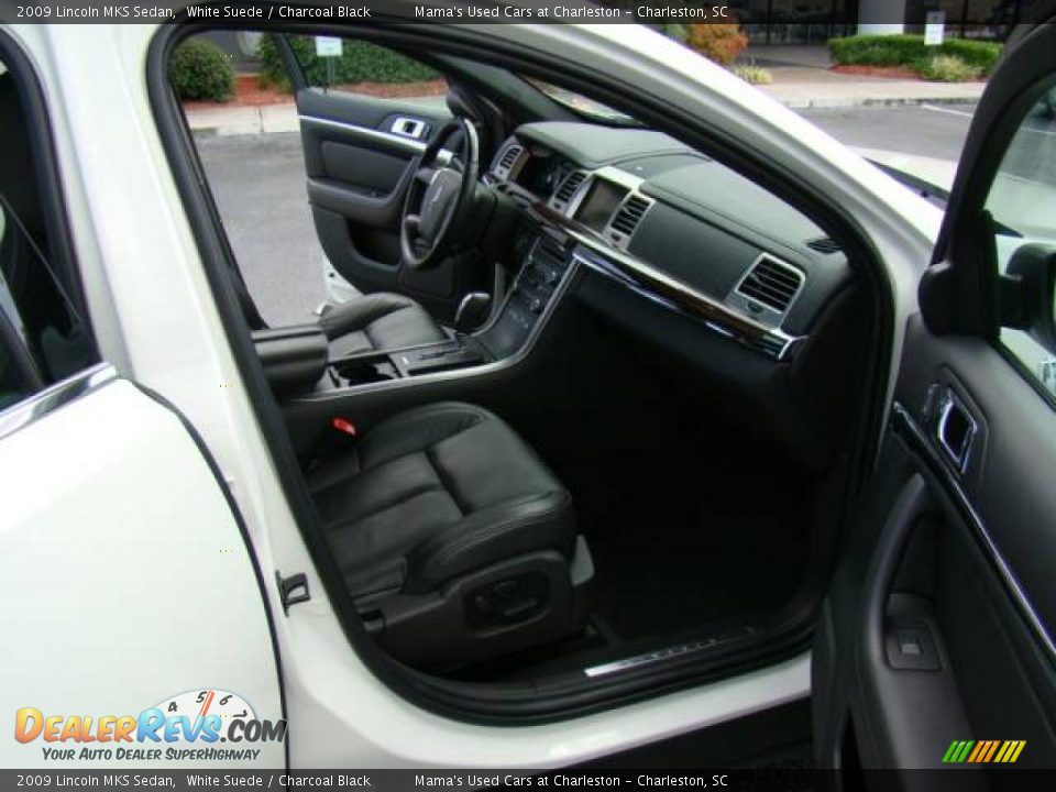 2009 Lincoln MKS Sedan White Suede / Charcoal Black Photo #11