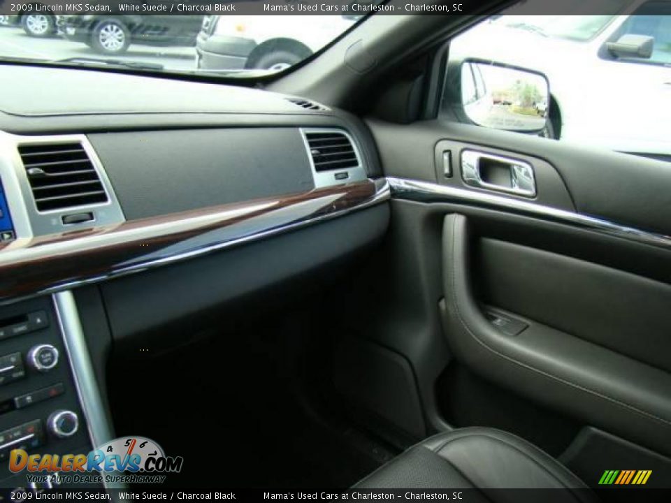 2009 Lincoln MKS Sedan White Suede / Charcoal Black Photo #14