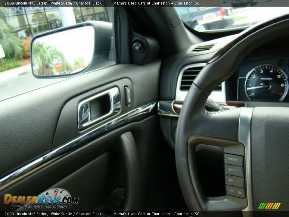2009 Lincoln MKS Sedan White Suede / Charcoal Black Photo #16