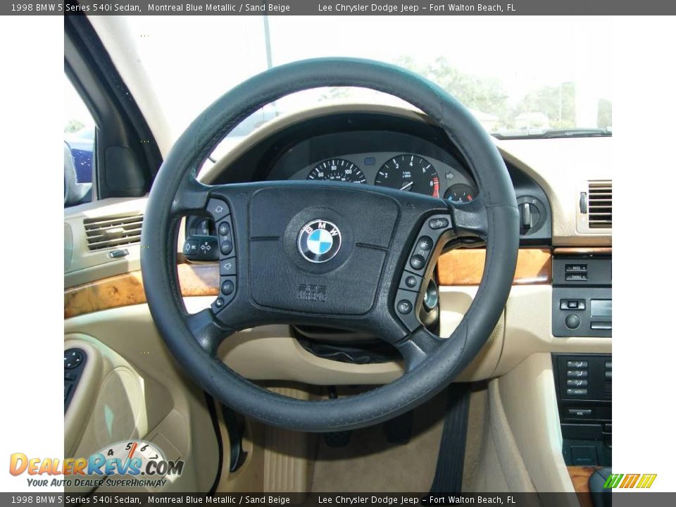 1998 BMW 5 Series 540i Sedan Montreal Blue Metallic / Sand Beige Photo #18