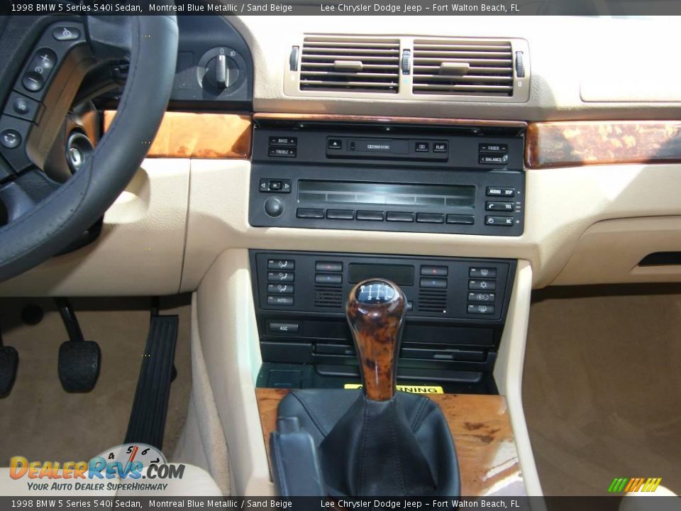 1998 BMW 5 Series 540i Sedan Montreal Blue Metallic / Sand Beige Photo #20