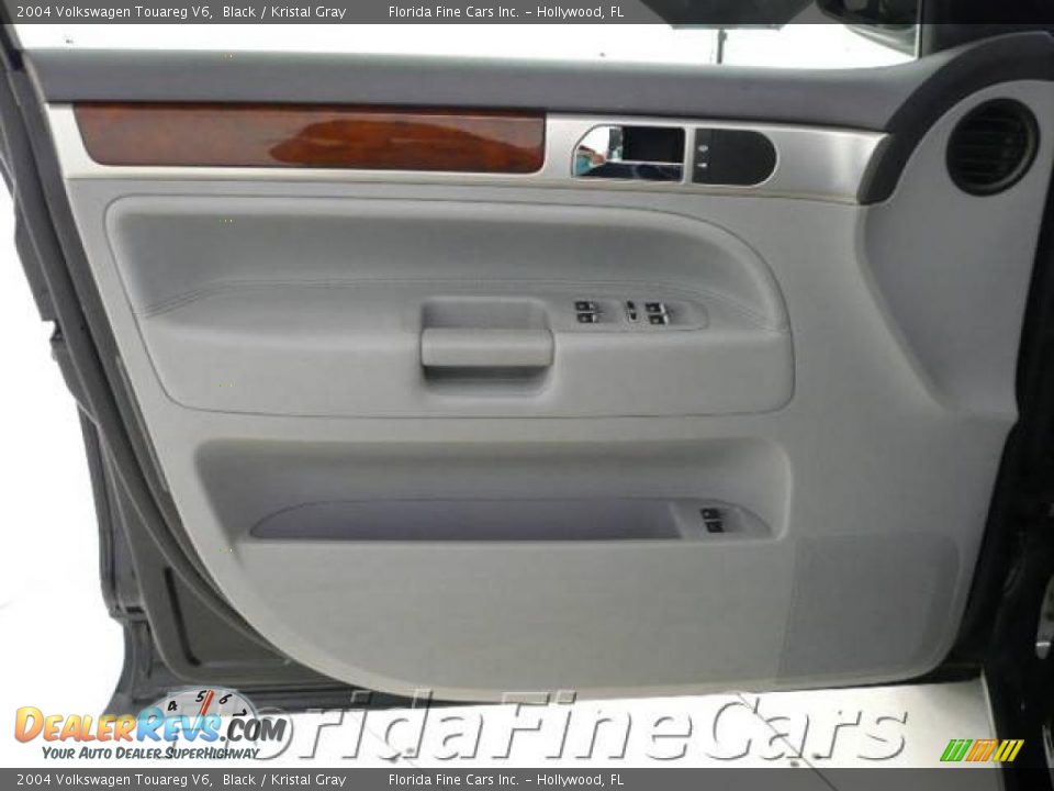 2004 Volkswagen Touareg V6 Black / Kristal Gray Photo #11