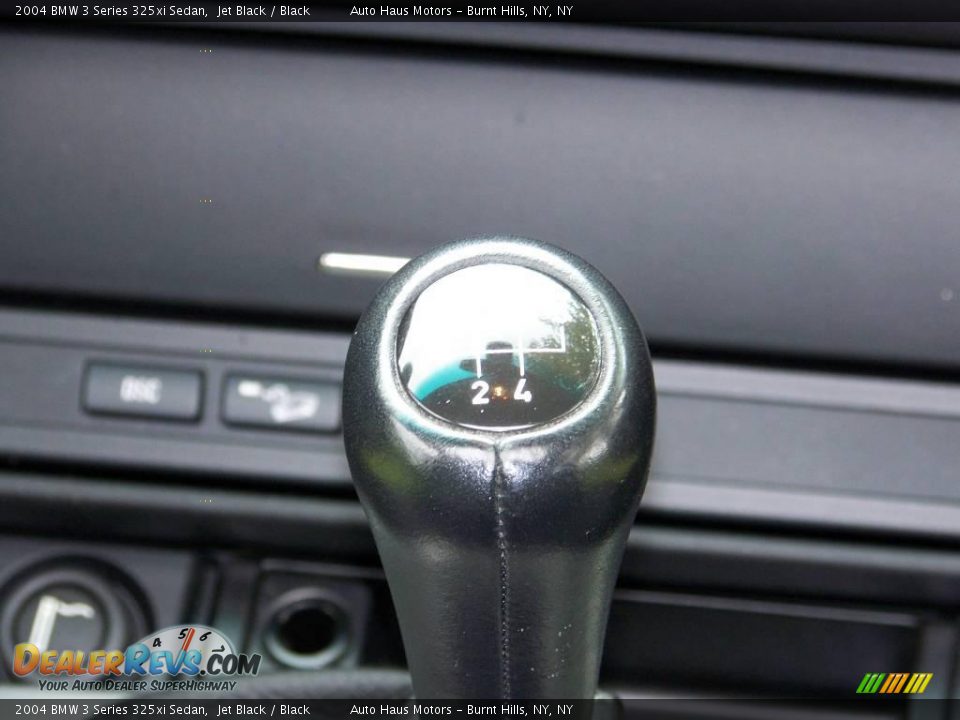 2004 BMW 3 Series 325xi Sedan Jet Black / Black Photo #15
