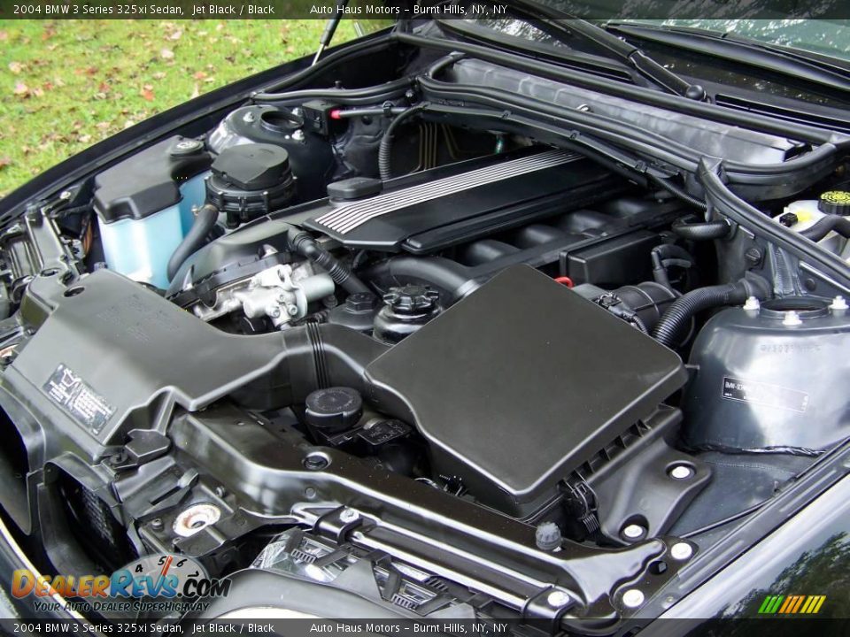 2004 BMW 3 Series 325xi Sedan Jet Black / Black Photo #22
