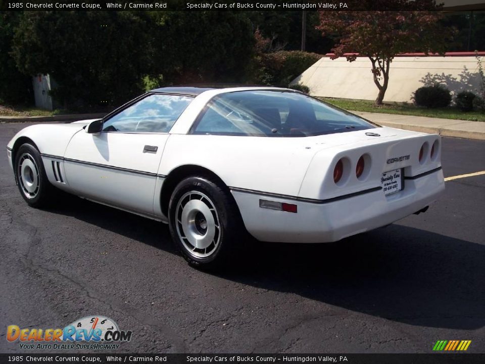 1985 Chevrolet Corvette Coupe White / Carmine Red Photo #9
