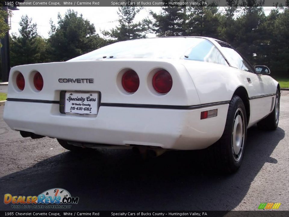 1985 Chevrolet Corvette Coupe White / Carmine Red Photo #12