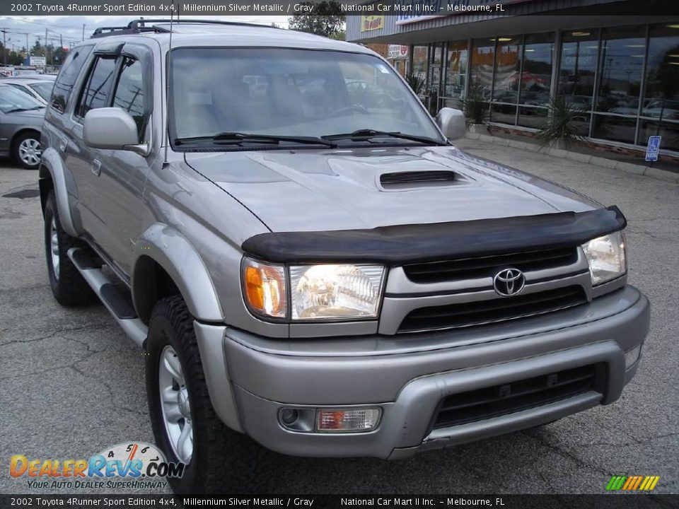 2002 Toyota 4Runner Sport Edition 4x4 Millennium Silver Metallic / Gray Photo #4