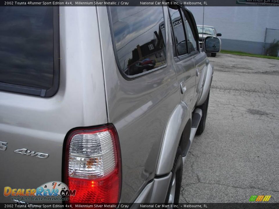 2002 Toyota 4Runner Sport Edition 4x4 Millennium Silver Metallic / Gray Photo #7