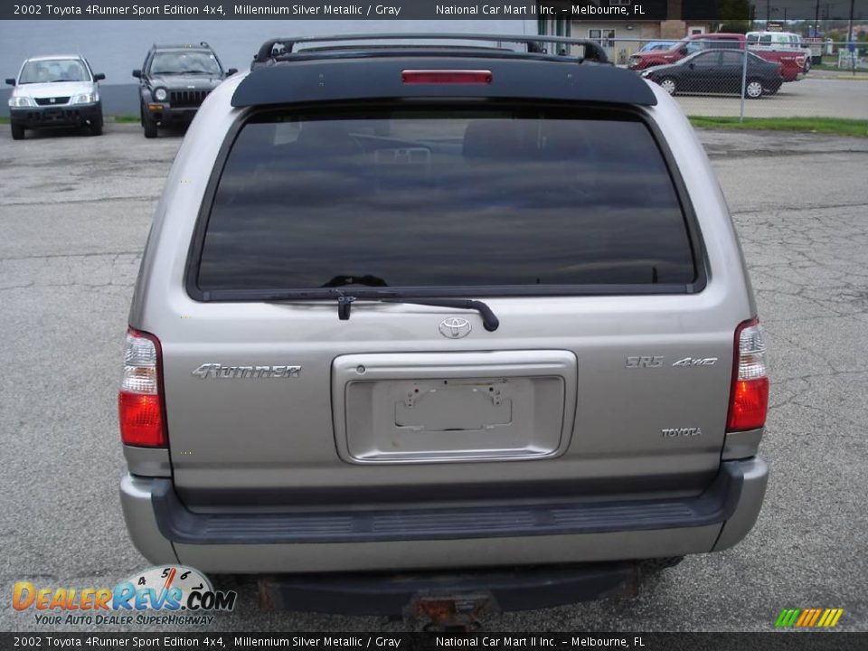 2002 Toyota 4Runner Sport Edition 4x4 Millennium Silver Metallic / Gray Photo #10