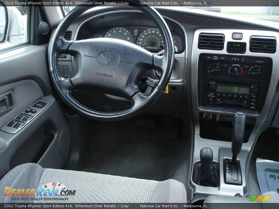 2002 Toyota 4Runner Sport Edition 4x4 Millennium Silver Metallic / Gray Photo #15