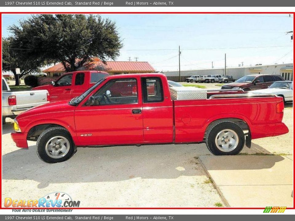 1997 Chevrolet S10 LS Extended Cab Standard Red / Beige Photo #2