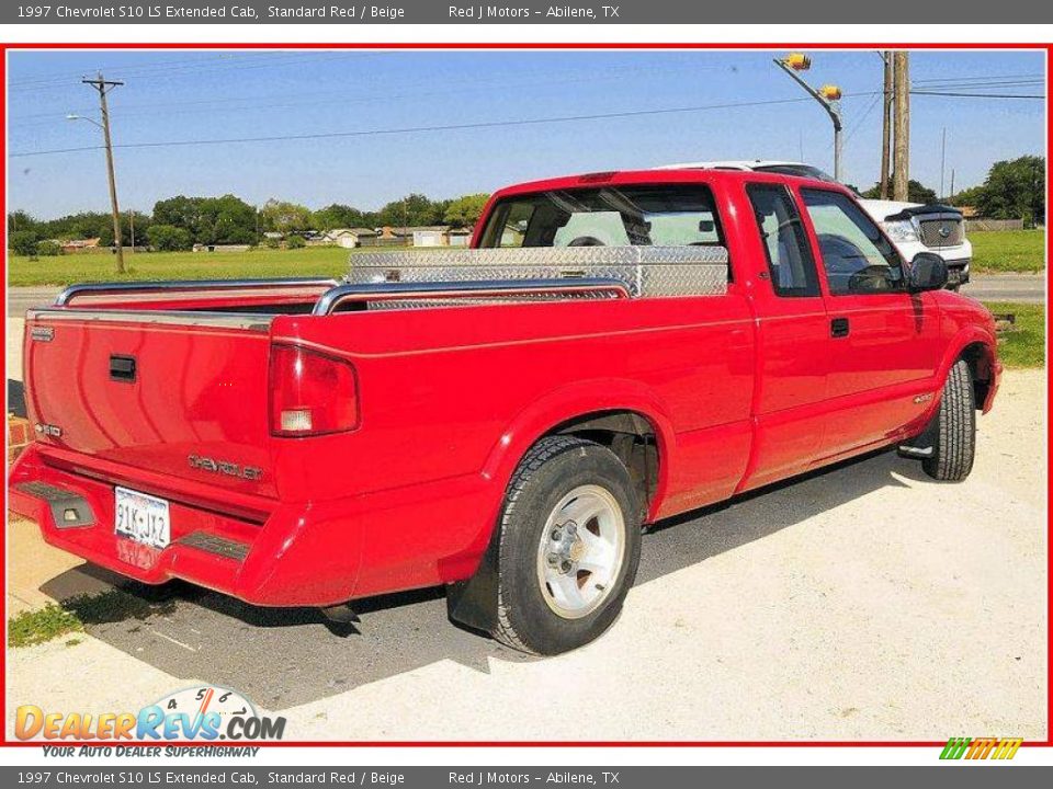 1997 Chevrolet S10 LS Extended Cab Standard Red / Beige Photo #6