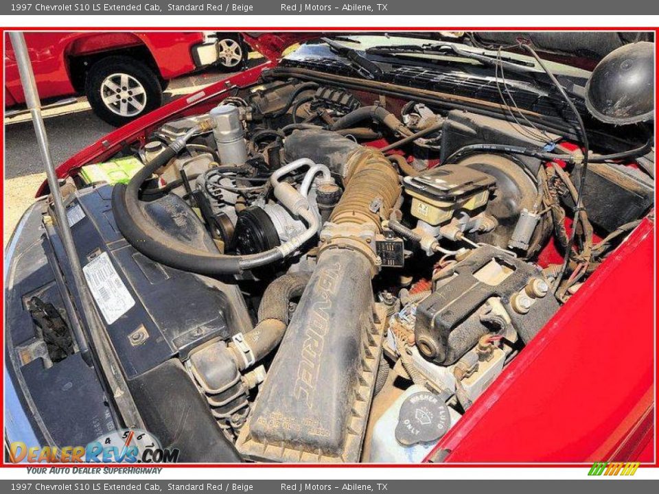 1997 Chevrolet S10 LS Extended Cab Standard Red / Beige Photo #22