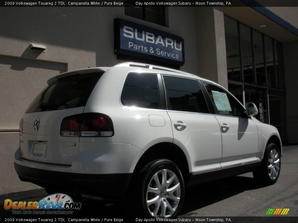 2009 Volkswagen Touareg 2 TDI Campanella White / Pure Beige Photo #3