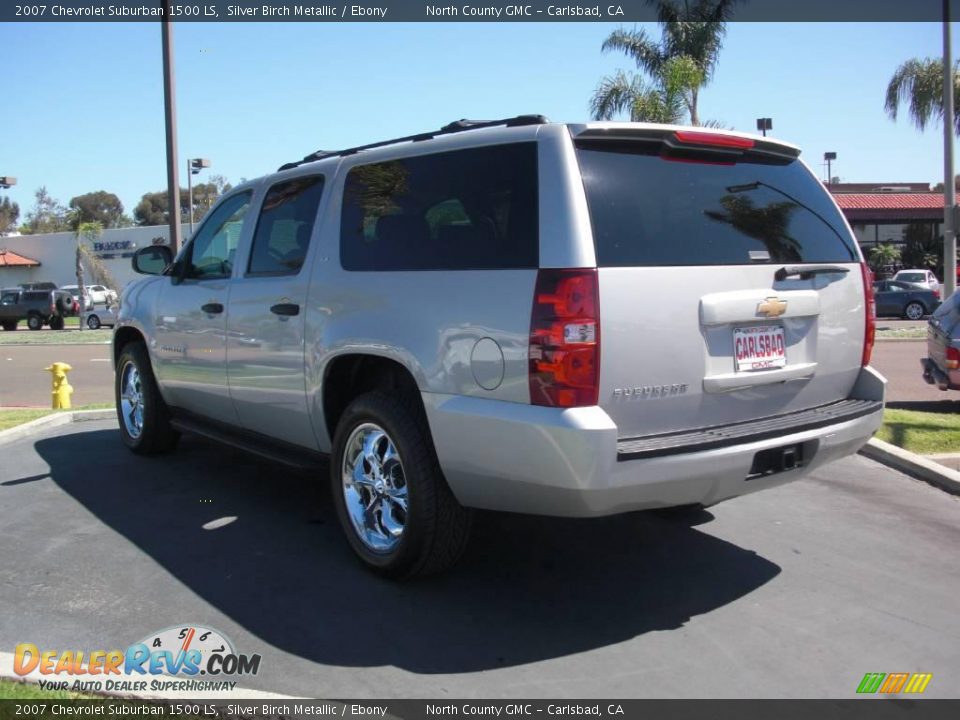 2007 Chevrolet Suburban 1500 LS Silver Birch Metallic / Ebony Photo #5