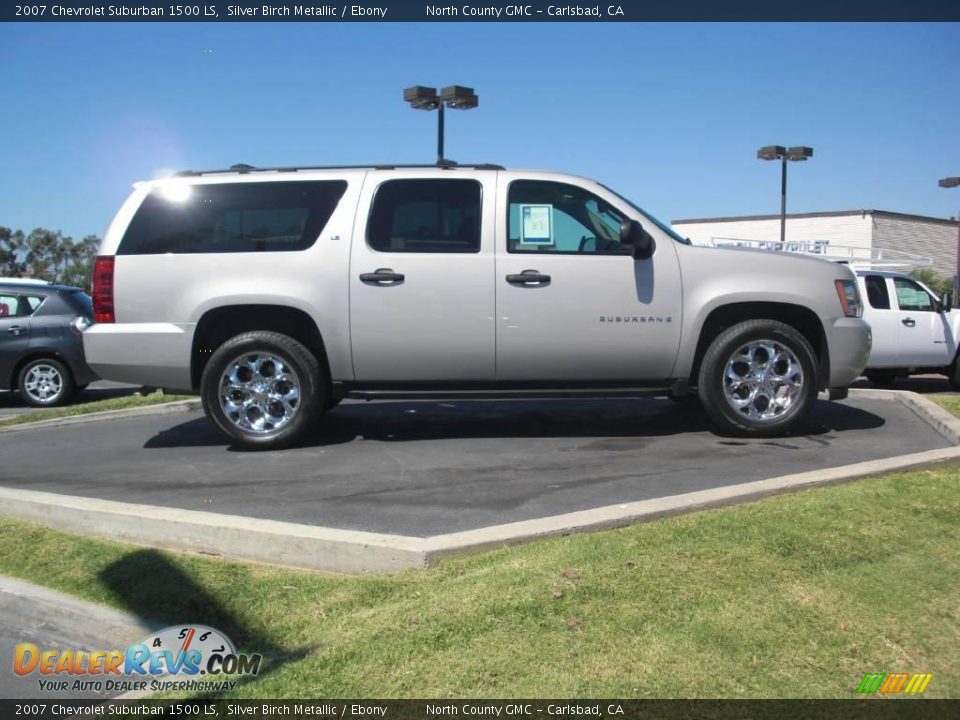 2007 Chevrolet Suburban 1500 LS Silver Birch Metallic / Ebony Photo #9