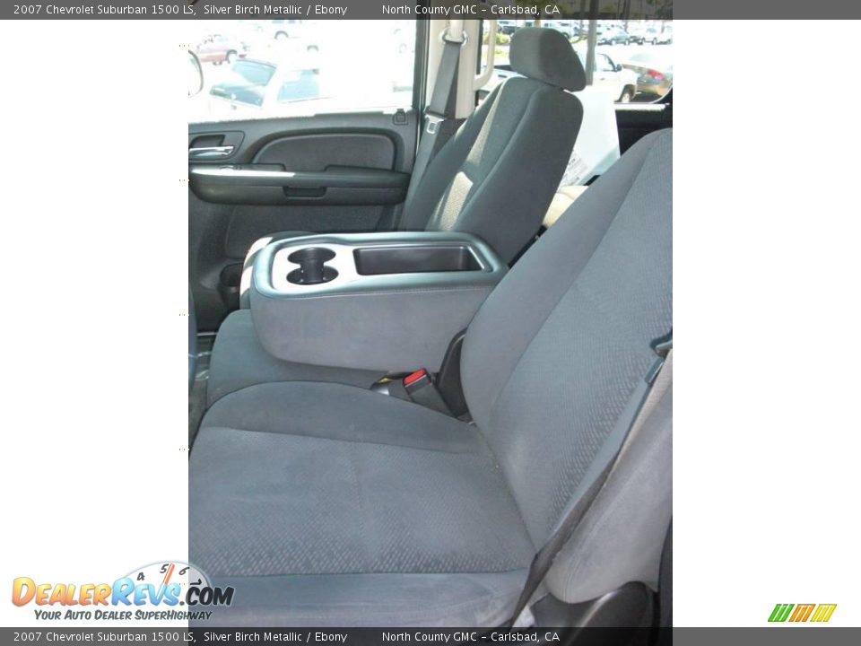 2007 Chevrolet Suburban 1500 LS Silver Birch Metallic / Ebony Photo #22