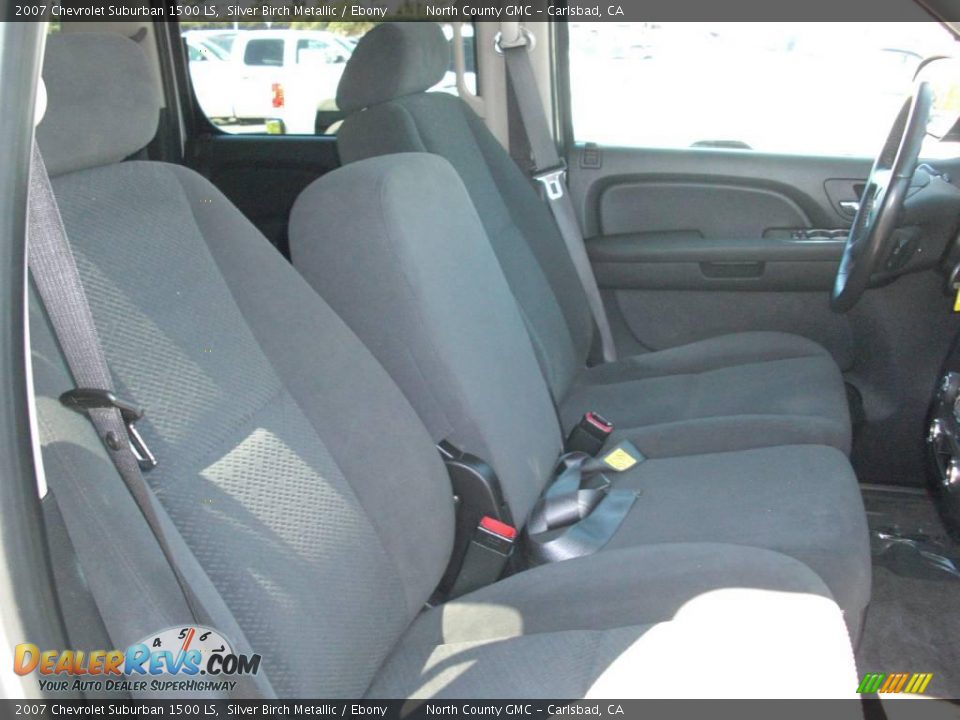 2007 Chevrolet Suburban 1500 LS Silver Birch Metallic / Ebony Photo #34