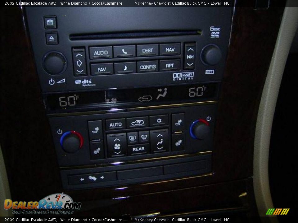 2009 Cadillac Escalade AWD White Diamond / Cocoa/Cashmere Photo #23