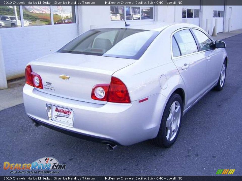 2010 Chevrolet Malibu LT Sedan Silver Ice Metallic / Titanium Photo #4