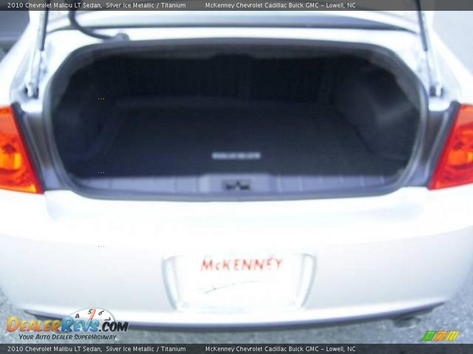 2010 Chevrolet Malibu LT Sedan Silver Ice Metallic / Titanium Photo #13