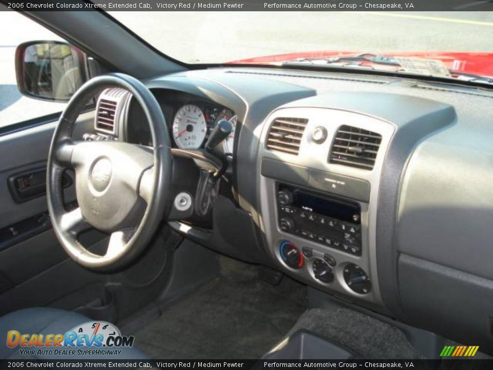2006 Chevrolet Colorado Xtreme Extended Cab Victory Red / Medium Pewter Photo #12
