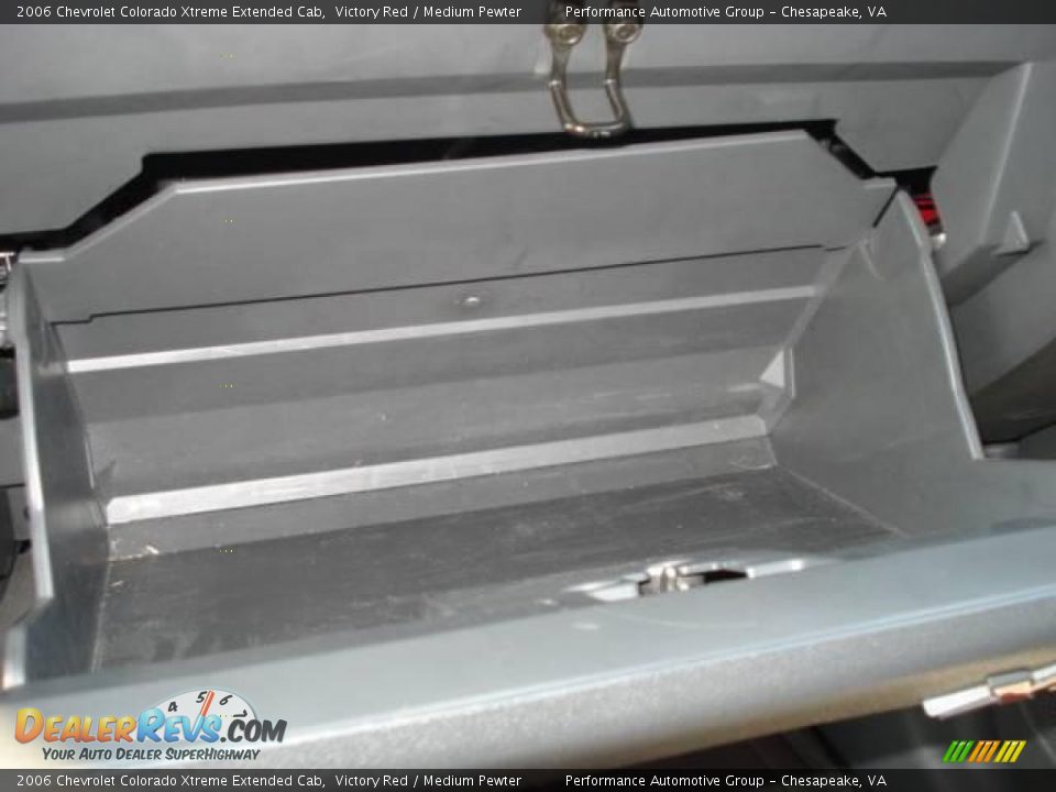 2006 Chevrolet Colorado Xtreme Extended Cab Victory Red / Medium Pewter Photo #17