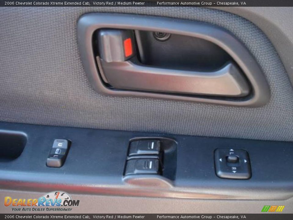 2006 Chevrolet Colorado Xtreme Extended Cab Victory Red / Medium Pewter Photo #22