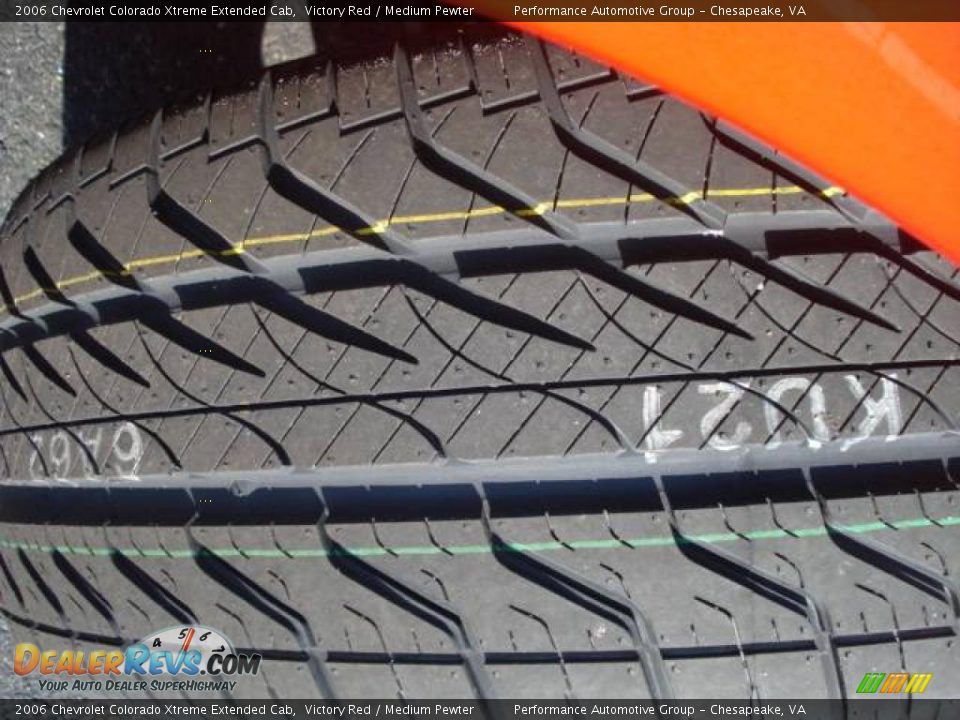 2006 Chevrolet Colorado Xtreme Extended Cab Victory Red / Medium Pewter Photo #25